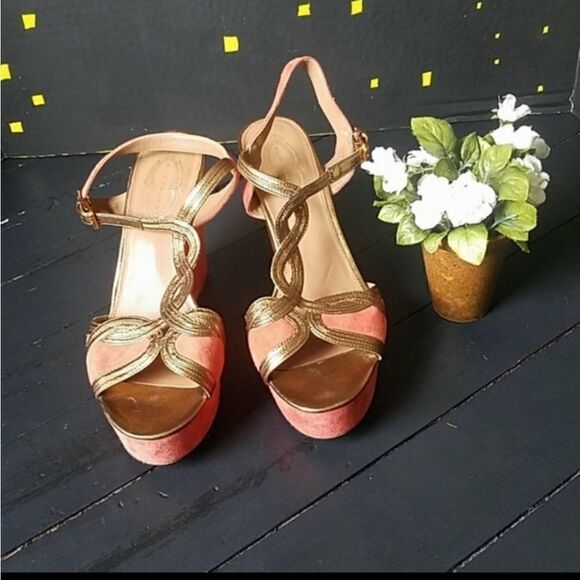 Elie Tahari Wedge Sandals - Picture 2 of 8